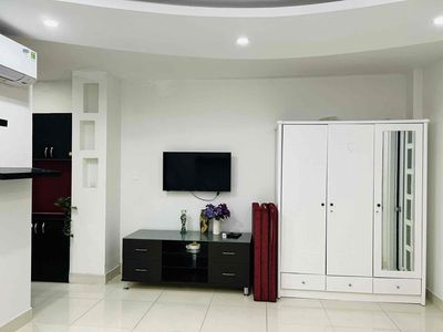 to rent the beautiful studio (master)