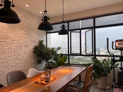 Rent the Phú Hoàng Anh penthouse, nice house.