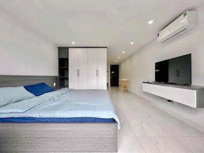 5,000,000 apartment 1 bedroom - full interior - balcony 7