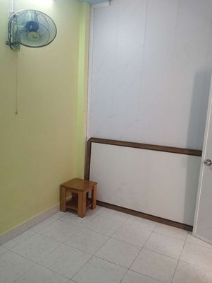 Rent the original apartment at the transplant.