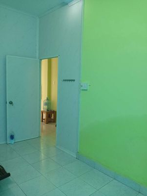 Rent the original apartment at the transplant.