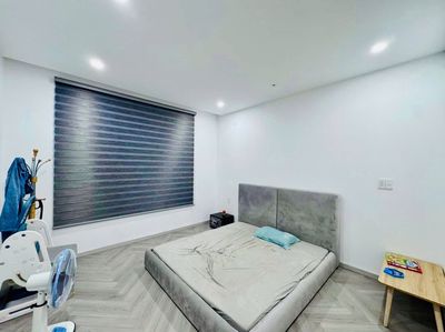 Liên Phường District 9 - 5 bedroom 5 toilets - 4 floors full interior