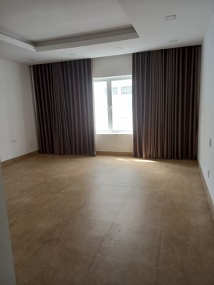 8 meters Phạm Huy Thông-7 area: 5 x20 m vault - 6 room 6 toilets