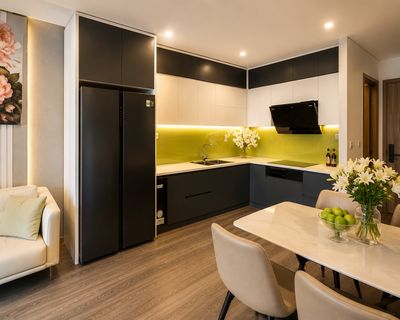 It's the price of the vault. Two The Sun Avenue bedrooms.