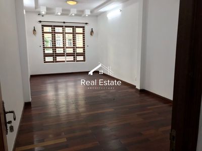 For renting Yên Thế, 1802 2, Q.Z.zz0, area: 6 x 18 meters, 1 ground 3 floors