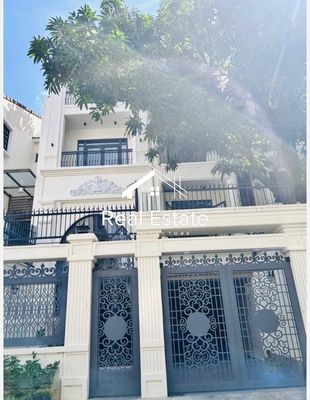 Rent Nguyễn Bá Tuyển Oakenshield 12, Q.Tân Bình, area: 9 x17 meters, 1 ground 3 floors