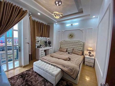 The Full House 71 3 4th floor bedroom Nam Long Hoi
