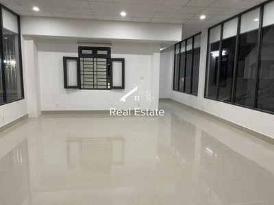 For renting Bình Giã, 1893 13, Q.Z.zz0, area: 8 x 18 meters, 3 stories underground.