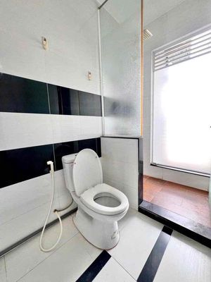 available studio room bandol