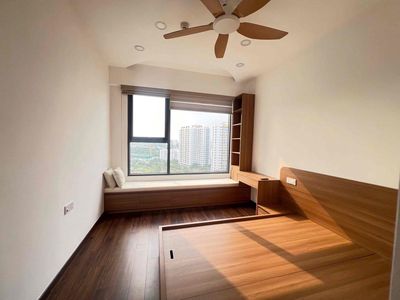 Two bedrooms, two full bathrooms. Mp678.