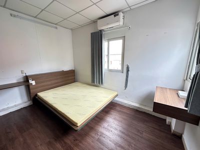 Dropped to 4.5 million in Trần Não 01. A kitchen bedroom, full interior.