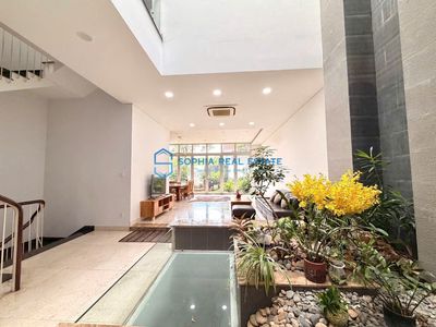 Rents villa Nguyễn Văn Hưởng, 3-story vault 5 bedrooms full interior 3.200 wed