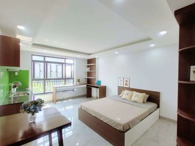 Rent a super-smooth window-full interior, on the island of diamonds