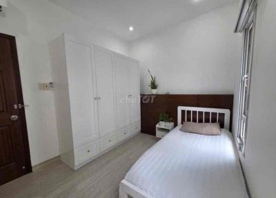 Renting the original apartment-- the alley, Huỳnh Văn Bánh.