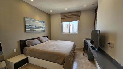 Rent a two-room apartment. Two bedrooms. Full-on interior. Nice view, Cô Giang.