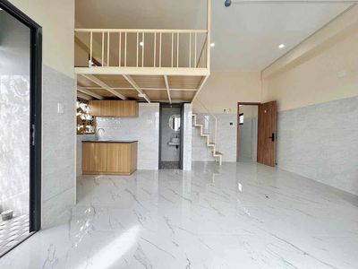 Open 20 P's 100 percent of the new watch center Bình Thạnh.