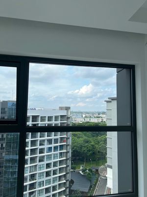 Rent apartment diammond alanta plus-- including car--it's worth 16 million a month.