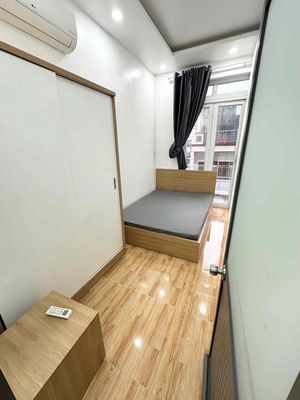 The owner needs to rent two public bedrooms near the overpass.