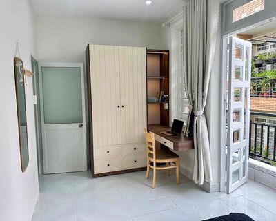 Two public bedrooms full of furniture at the airport for the nui pett on the spot.