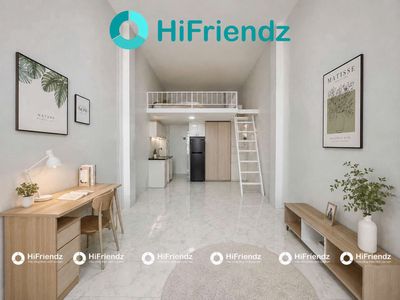 Only a wide-size guard in four people. Four car windows, balconies, new furniture.