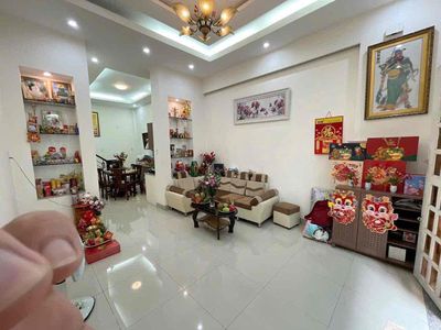 Renting a nice two-story house, 49th, 45m2, security, near the Peace Market,