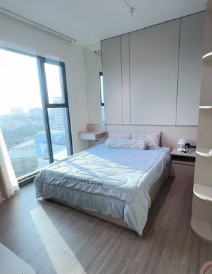 Real image: We'll rent Delasol two bedrooms. Two sunset toilets.