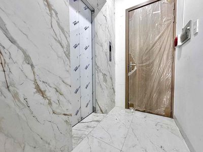 Close to Ho Chi Minh City Tech -- sleepbox is 100 percent new -- elevator + balcony.