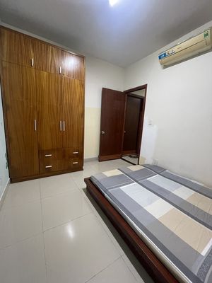 Rent a room full of furniture in the Southern Jewel complex 8