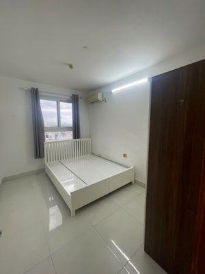 Rent room in the tara residence.