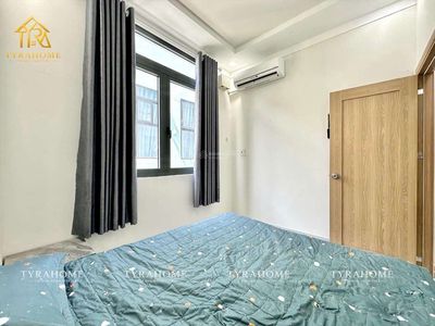 My house is empty. My own bedroom has an elevator right here in Chen Chen.
