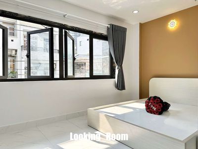 rents the open window service apartment full of Hòa Bình interiors richstar