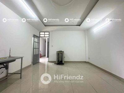 Studio has the basic internal ice machine between Tân Phú and Thạch Lam