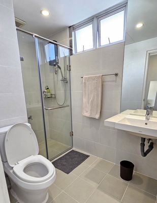 Central Garden 2 bedrooms, 2 toilets - 13 million a month