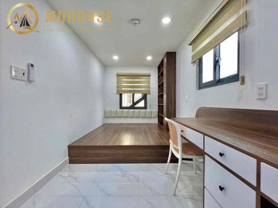 One bedroom/two, three bedrooms. Full interior.
