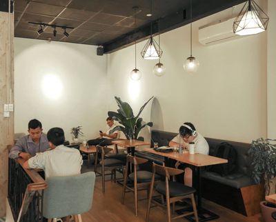 House 213 Nguyễn Văn Cừ, 5-foot district, area 5 x11, good price