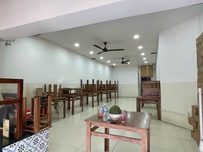 Rent one Nguyễn Thông District 3 - area 4x17 M, level 4, 780 free