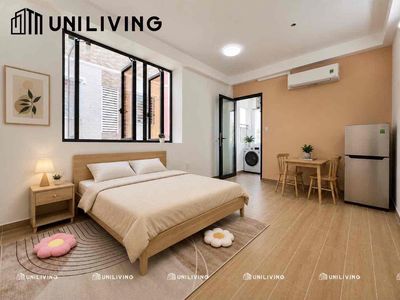 It's the owner who rents his apartment. One bedroom. Full bedroom.