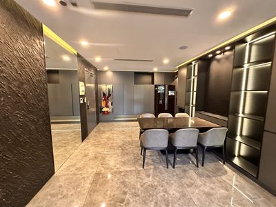 Rent a two-room apartment 87 M2 full of cculgarts in the county of centrosa 10 at 30 million