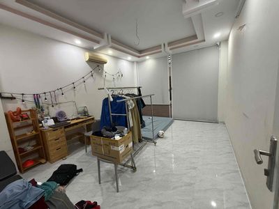 Rent a ĐƯỜNG SỐ area 5 x17 meters, 7th district rent for 25 million