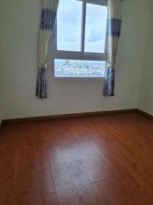 We'll rent out the basic Toky Tower in the air conditioning. Two bedrooms in the same place.