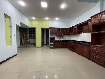 Dương Quảng Hàm senior hostel--a 100 percent opening.