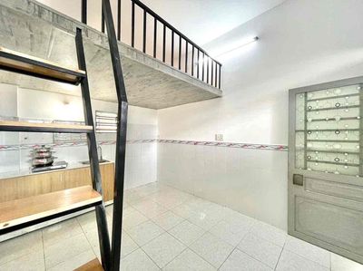 The Airport Hotel, the Planner House.