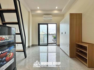The service apartment has full balcony furniture near the huflit - commercial writing