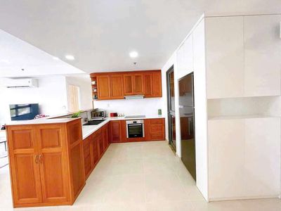 To rent the Masteri Thảo Điền apartment, good price! Three bedrooms from 30-38 million.