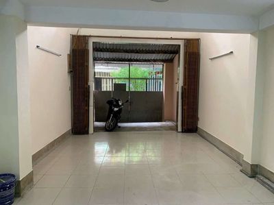 4 rooms 5 X 15 M Hà Tôn Quyền
