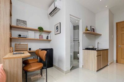The kitchen studio is away from the new bed in Phan Xích Long.