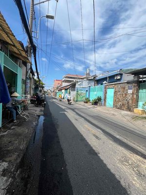 4 x19 m kc rented house 4 million a month new Liên Khu 16-18 t