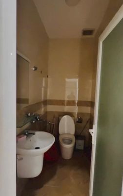 Rent for the 138 m2 villa with five bedrooms. ql13 Hiệp Bình Phước Zqz225 million.