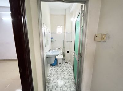 House nears Peave (first November checking in)