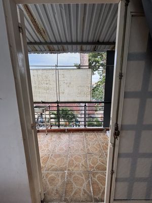 House nears Peave (first November checking in)